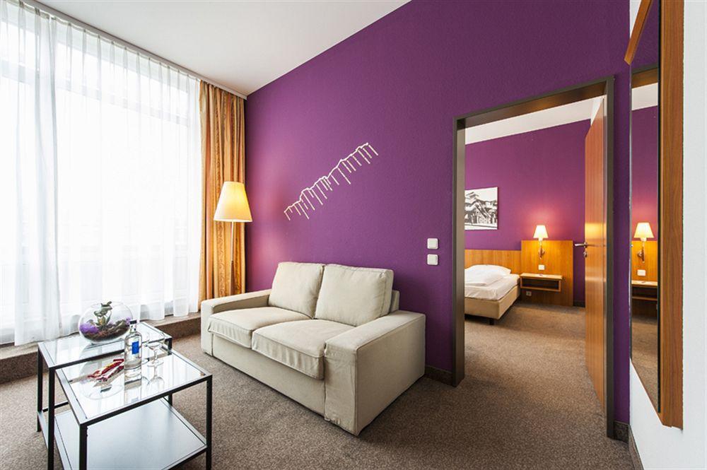 Vienna House Easy By Wyndham Hotel 4*